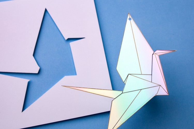Gestanzter Origami Figur, Hologram Folie, Druck-Veredelung